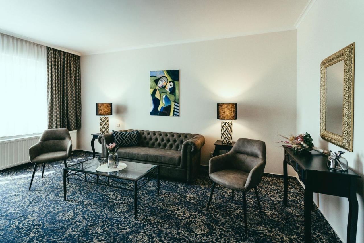 Landhotel Classic Oranienburg Esterno foto